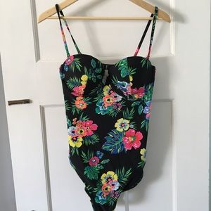 vintage inspired one piece bathing suit